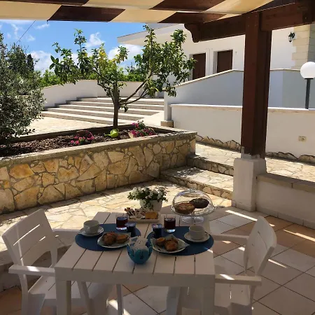 Tenuta Turchi Nonno Brizio B&B 오트란토